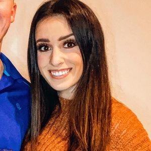 Meet your Posher, Jasmine
